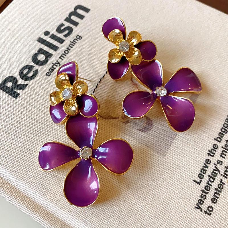Medieval Vintage Dripping Oil Flower Earrings Retro Niche High-end Earrings Light Luxury Versatile Temperament Earrings Women