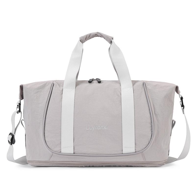 

Large Capacity Travel Handbag: Waterproof Crossbody Bag for Commute, Swimming, Fitness, or Short Trips сірий колір