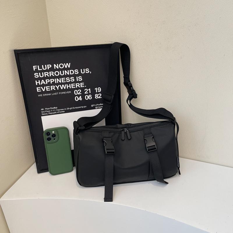 Large Capacity Sports Bag Women's Shoulder Bag Commuter Crossbody Bag