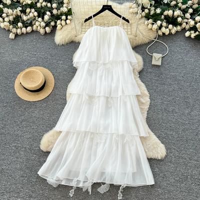 Women's Sleeveless Halter-Neck Ruffled White Dress Summer Fashion Strapless Slimming Tiered Vacation Beach Dress