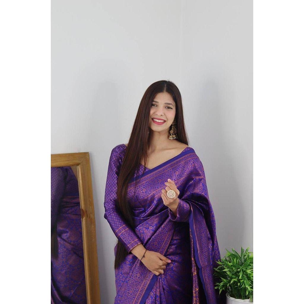 This Beautiful Saree Is Elegantly Decorated with Gorgeous Solid Jacquard Weave That Gives a Perfect Look To the Outfit.