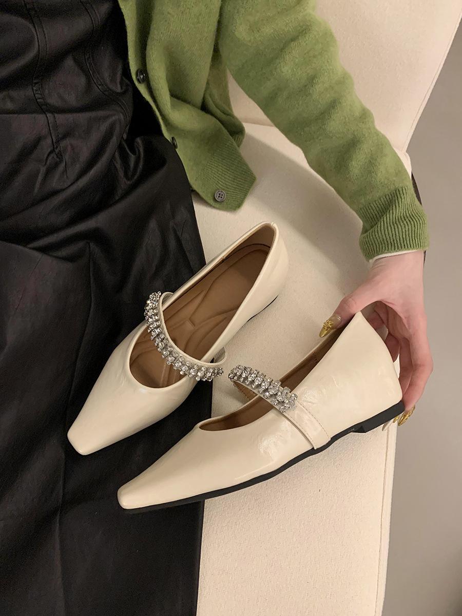 

Внутреннее увеличение высоты серебристые премиум каблуки стразы темперамент светлый рот одинарная обувь женская новая обувь Мэри Джейн 35 абрикосовый