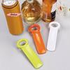 Ouvre-boîte portable 2 en 1 Support de téléphone - Ouvre-bouchon de bouteille de bière universel antidérapant Gadget de cuisine Option demi-pack disponible