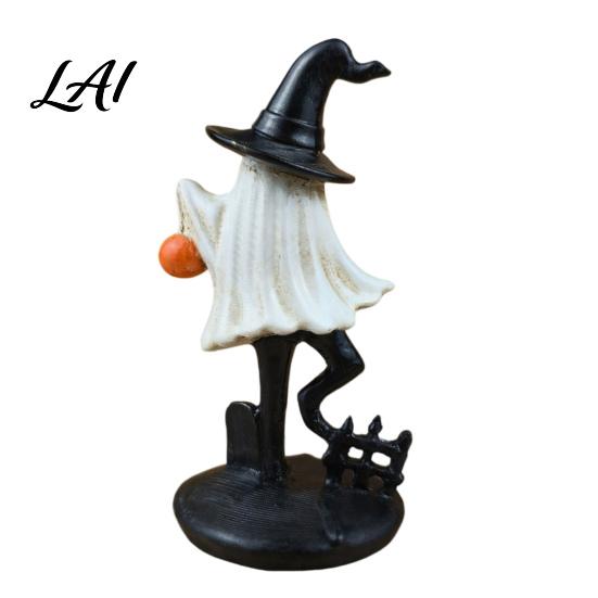Halloween Ghost Figurine Resin Figurine Vintage Cute Holding Mysterious Witchy Tabletop Display Pumpkin Lantern Statue for Indoor Home Table