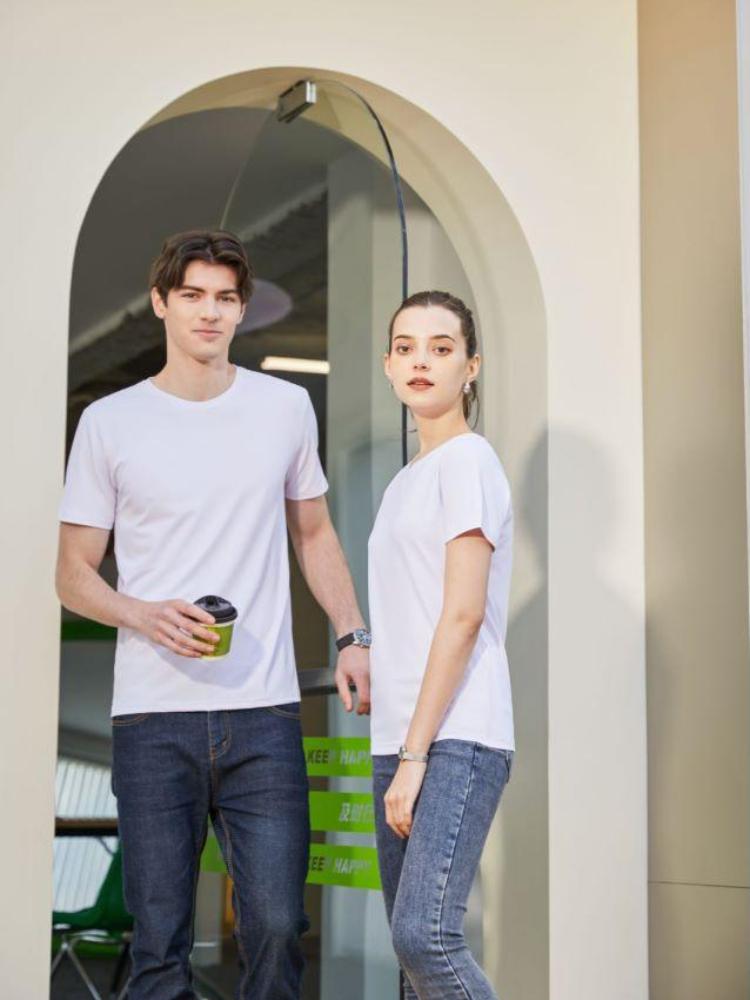 Unisex Basic Lightweight Tee Solid Color Unisex T-shirt for Women and Men Summer Crew Neck Minimalist Tops YG-233