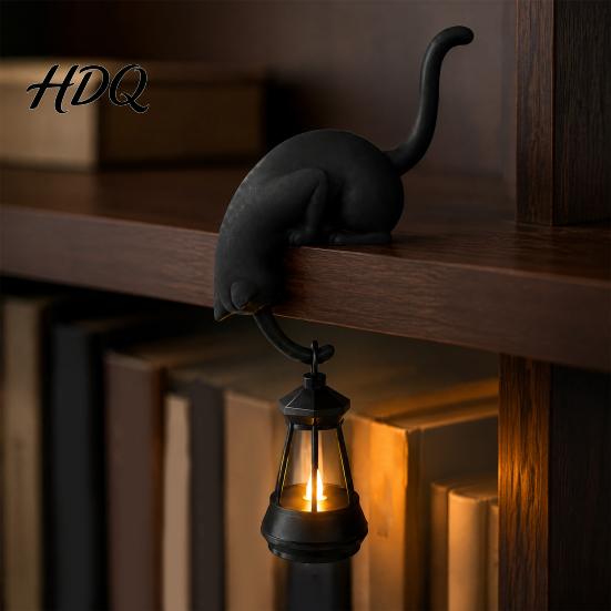 Ornamenti Creativi per l'Ingresso Gatto Appeso Stampato 3D con Lanterna Decorazione per Scaffale Carino Gatto Che Sbircia Tavolo Decorazione da Tavolo Fatta a Mano Statua da Bordo Gancio