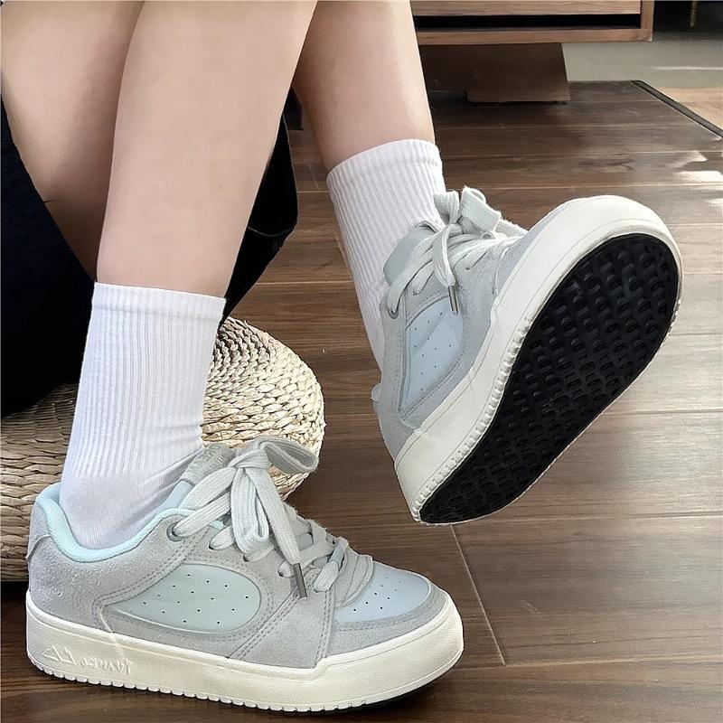 

Women s Trendy White Height-Boosting Mesh Canvas Sneakers, Breathable & Versatile for 2024 Summer. 40