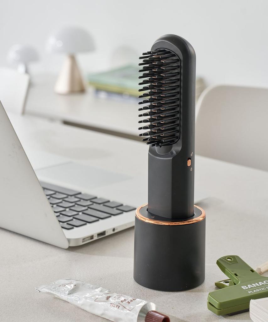 Volume On Plus Charging Dock Wireless Brush Comb Hair Straightener