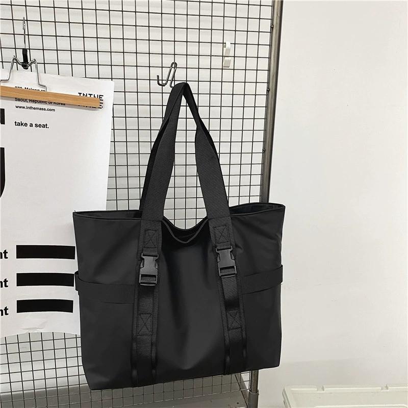 

Waterproof Tote Bag, Large Capacity Lightweight Handbag for Women Men, Sports Fitness Luggage Bag чёрный