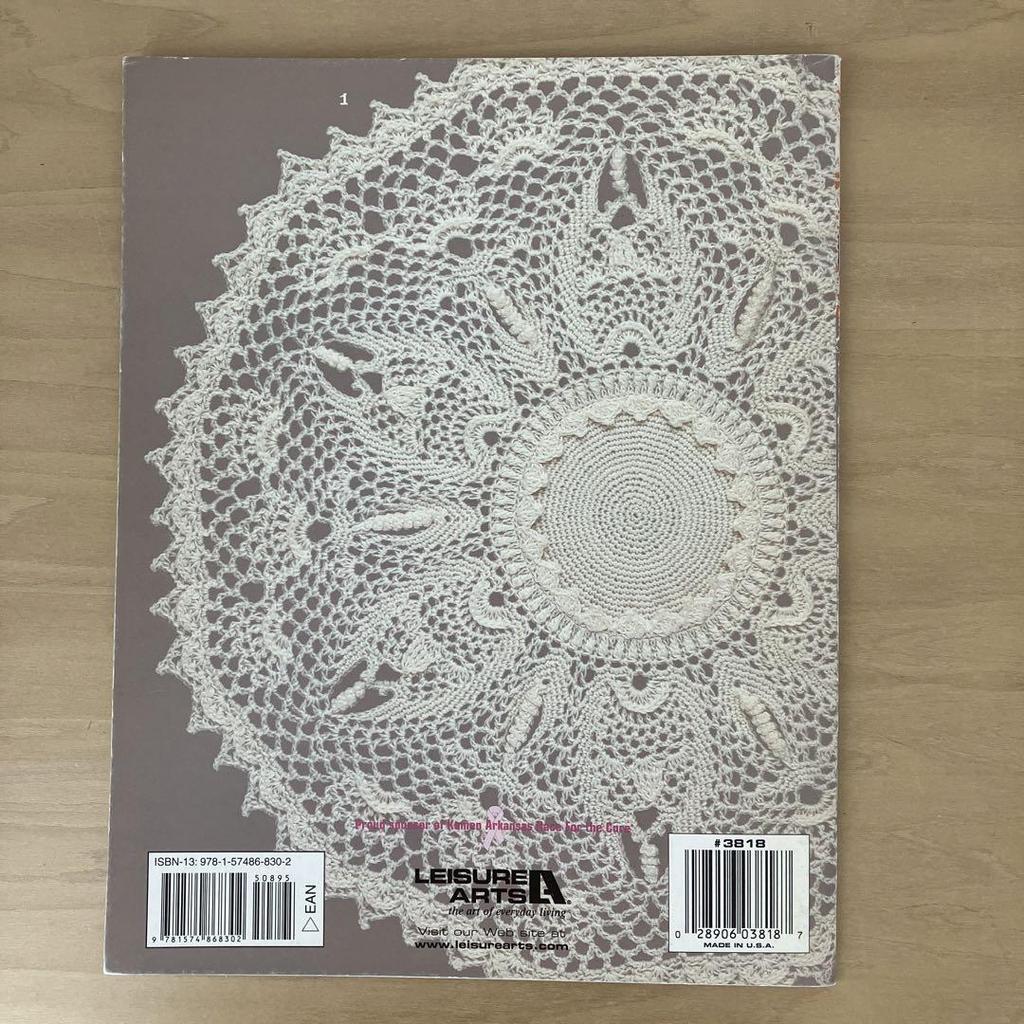 [USED] Foreign Book "Doilies With a Twist" Doilies