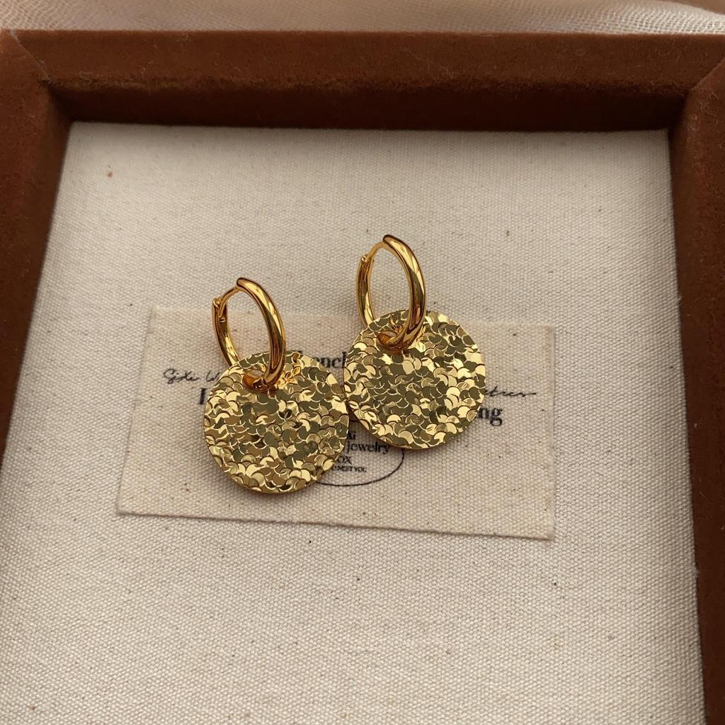 Round Retro Earrings, High-End Simple Atmosphere, Light Luxury, Niche Design, Exquisite And Small French Temperament Earrings