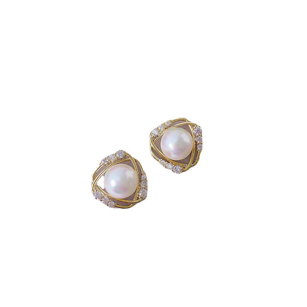 2024 Trendy Geometric Pearl Stud Earrings: Elegant, Unique Design for Women