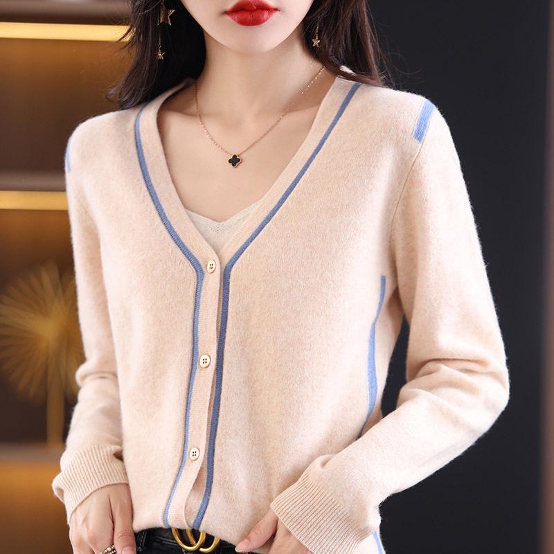 Women's V-Neck Color-Block 100% Wool Cardigan - Loose, Versatile, and Stylish for Autumn/Winter 2025