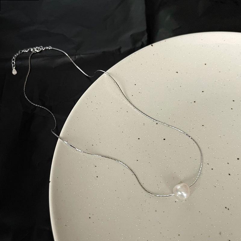 Simple Design Pearl Necklace Temperament French Retro Hong Kong Style Decoration Fashionable Sweet Trendy
