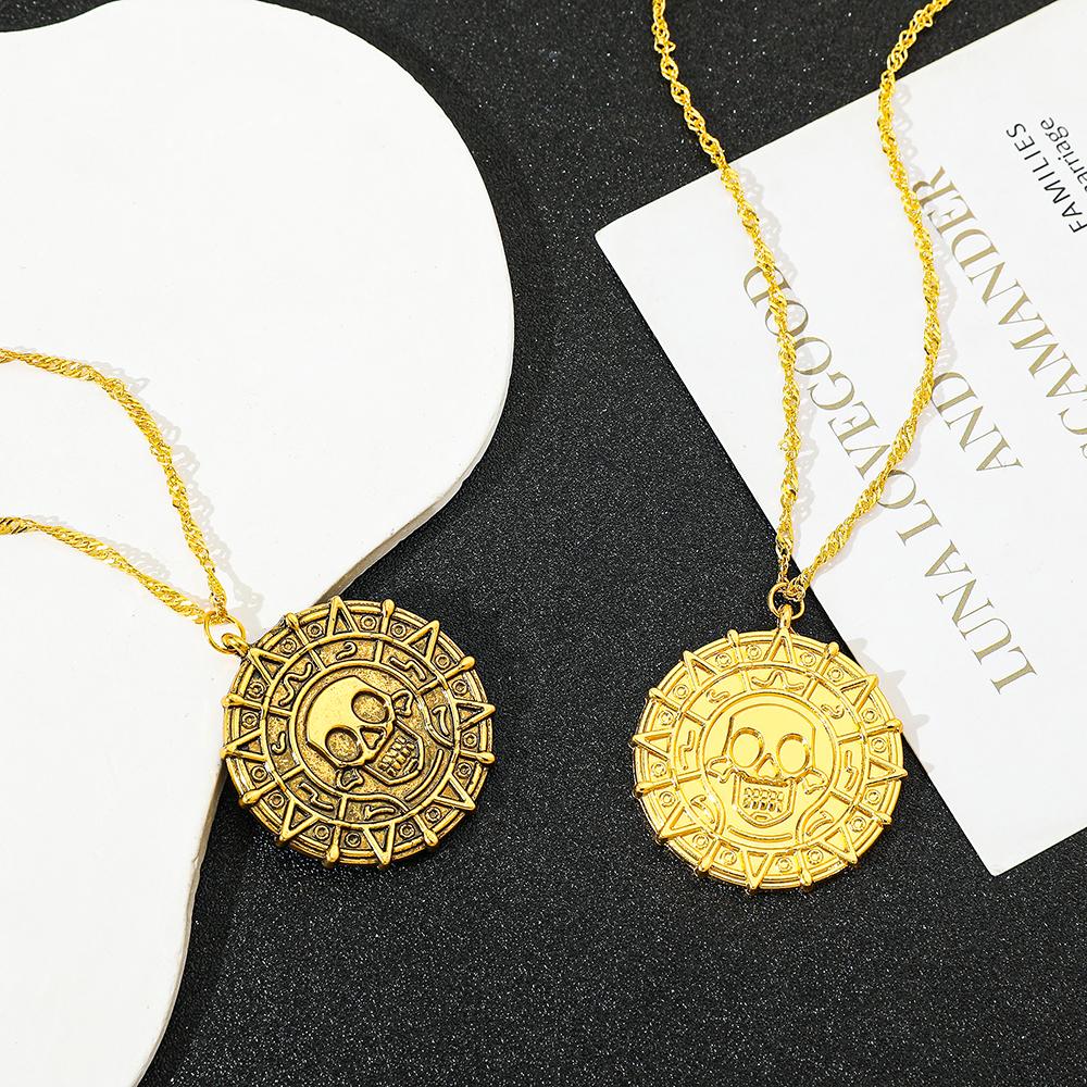 Pirates of the Caribbean Jack Sparrow Aztec Skeleton Skull Heads Coin Medallion Pendant Vintage Jewelry Necklace for