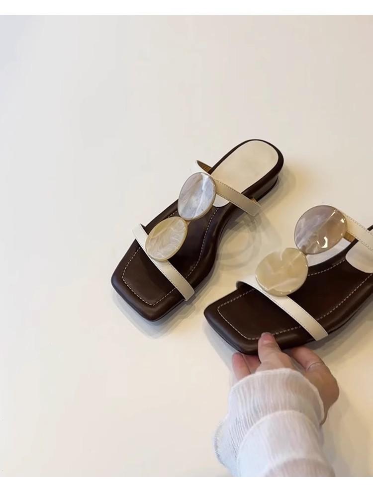 

French one-word with square head open-toed cool slippers women s 2025 new retro bohemian flat-bottomed slippers 35 бежевый