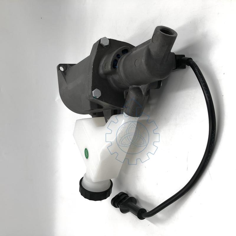 

5801317166 5801574722 504143812 306.02.0096 306.02.0034 K013984clutch cylinder suitable Clutch Booster for Iveco trucks