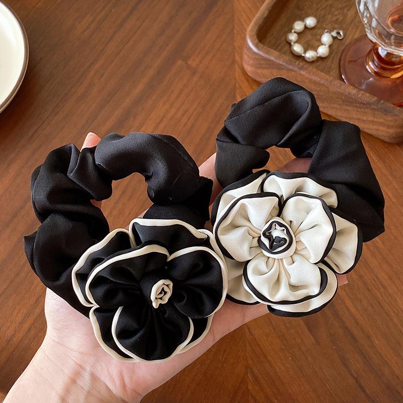 Elegant Vintage Camellia Handmade Flowers Hair Ties Headband Women Stylish and Chic Headrope Hair Scrunchies Hair Accessories