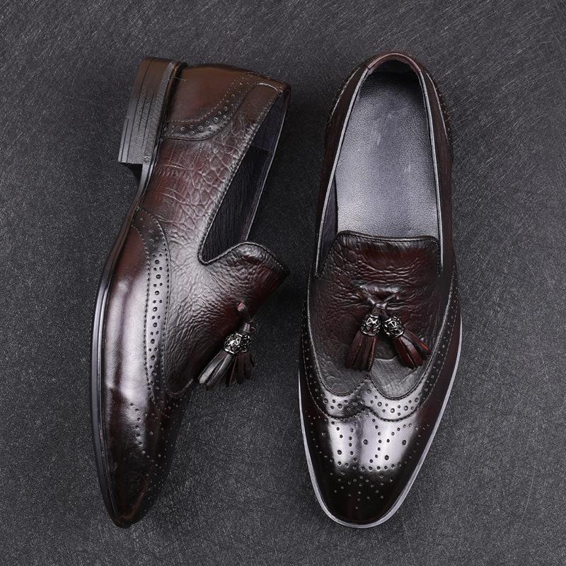 

Men s Shoes 2025 Spring New Bullock Men s Shoes Pointed Leather Shoes Men s Premium Retro Gentleman s Style Business Leather Shoes 43 коричневий