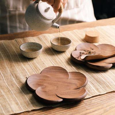 Nussbaumholz Untersetzer Blütenblatt Kissen Kungfu Teetasse Matte Zuhause Hitzebeständig Getränkematte Kaffeetassenuntersetzer Tischdekorativ