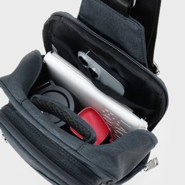 Takeo Kikuchi Shadow Line Body Bag, Navy (094) 00 (FREE)