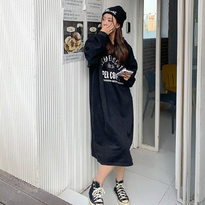 

Реальное фото грамм флис утолщенная двухслойная шапка платье с капюшоном женское длинное свободное платье с принтом one size fits all чёрный