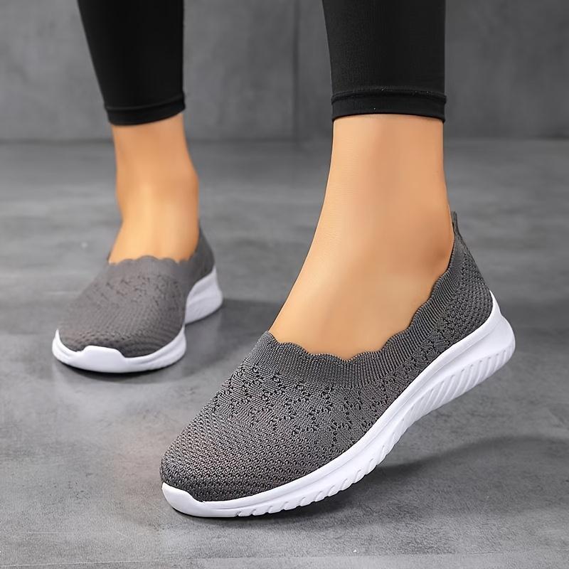 

Summer Breathable Mom Shoes for Mature Women Casual Flyknit Mesh Shoes with Soft Soles Lightweight Plus Size Women s Shoes 45 темно-серого
