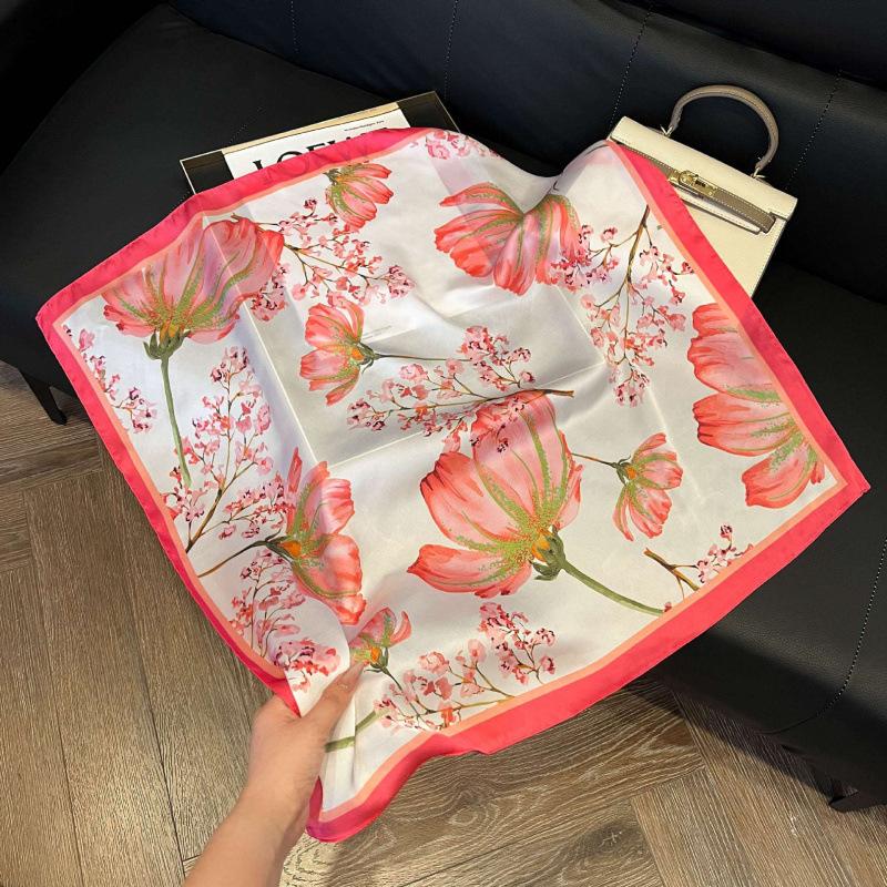Fashion Black and White Printing Temperament Square Scarf Imitation Silk Korean Version Decorative Scarf Scarf Professional Decorative Shawl Silk Scar