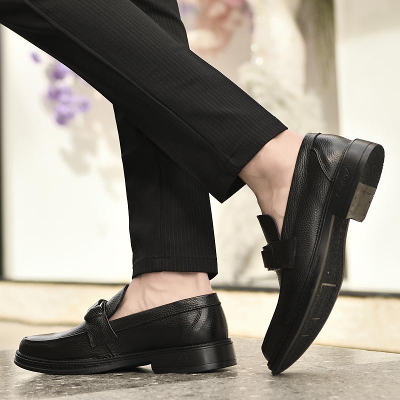 Fashion Comfortable Slip on Loafers Man Slip on Flats Handmade Genuine Leather Men Casual Shoes All-match Walking Shoes Soft Moccasins