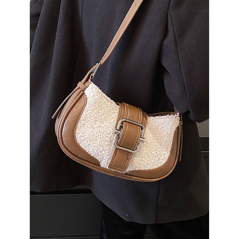 Fashion Lamb Wool Splice Style Crossbody Bag Korean Retro Senior Sense Shoulder Bag Color Contrast Texture Commute Underarm Pack