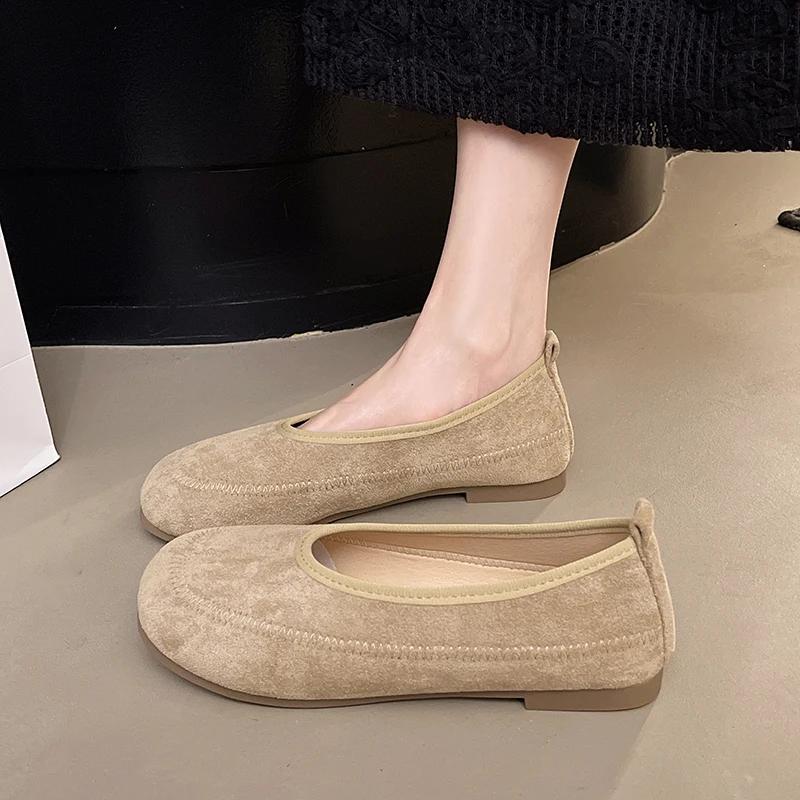 Fashion 2025 Autumn New Casual Flat Women's Shoes Scrub Leather Slip-on Slip-on Feet Soft Sole Versatile Maternity Single Shoes