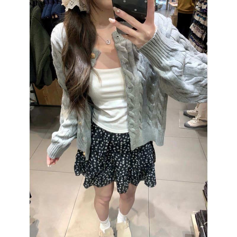 

Серый Ленивый Свитер Верхняя одежда Весна и Осень Вязаный кардиган Женский 2025 Новый Маленький Корейский Сериал Носить Короткий Топ Floral Skirt S