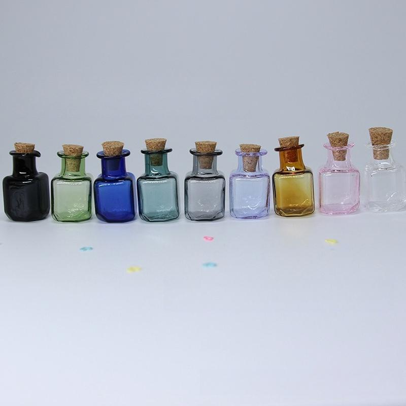 

9pcs Mini Glass Color Bottles Rectangle Cute Bottles with Cork Little Bottles Gift tiny Jars Vials Mix 9 Colors