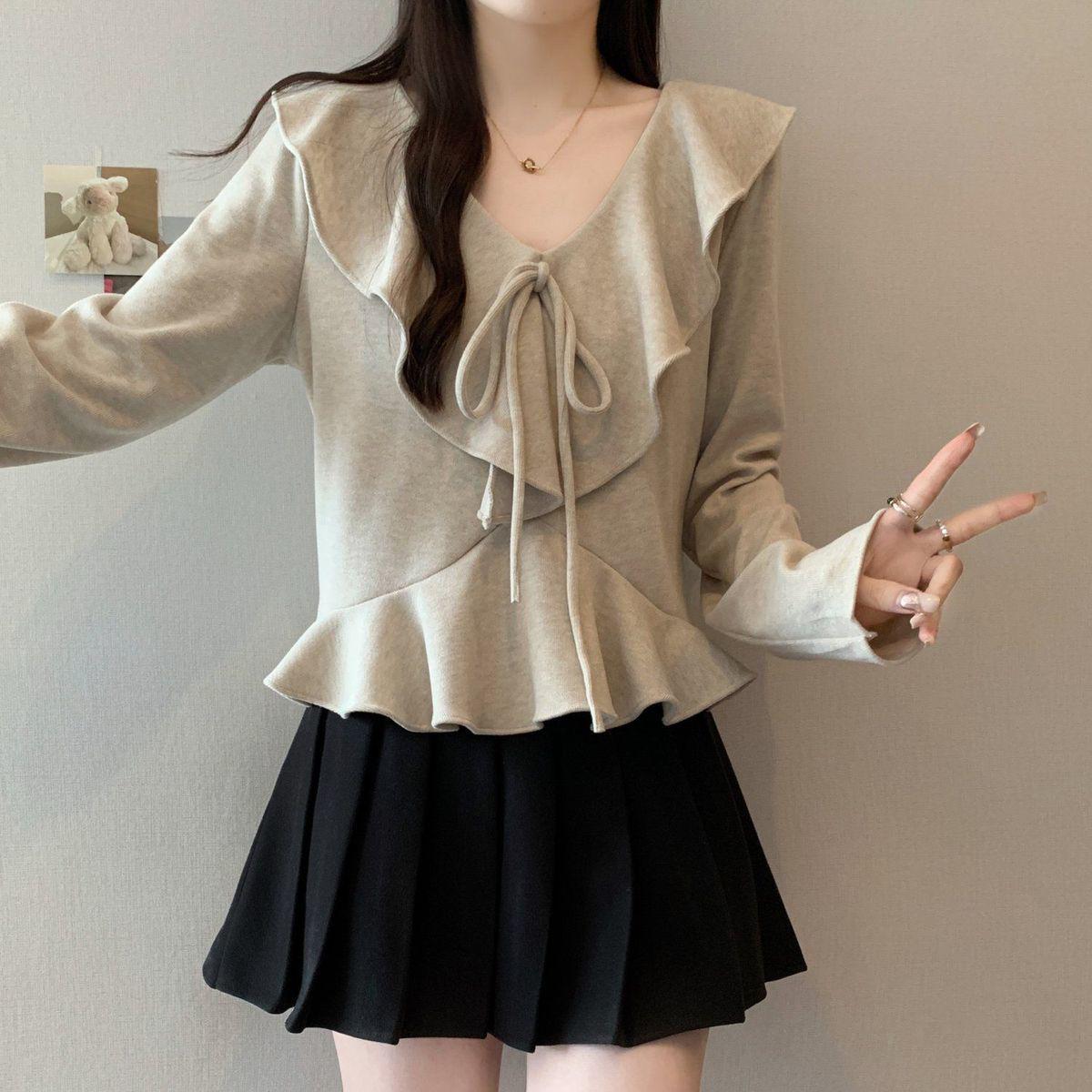 

Кашемировый топ с оборками и бантом, шнуровка, V-образный вырез, длинный рукав, укороченный - Осенне-зимний нишевый дизайн L (suggested 101-120 jin)