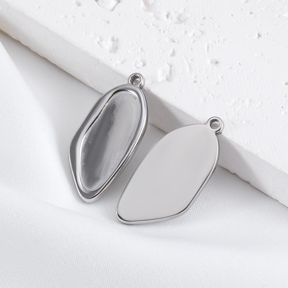 5 pièces Acier Inoxydable 18K Cadres Lune Ovale Bezels Vides Base Pendentif Cœur Géométrique Charme Boucle d'Oreille Fabrication de Bijoux