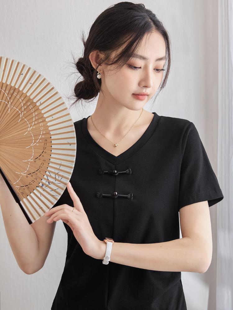 2026 Summer Women's Loose V-Neck Cotton T-shirt with Frog Button - Solid Color, Chinese Style