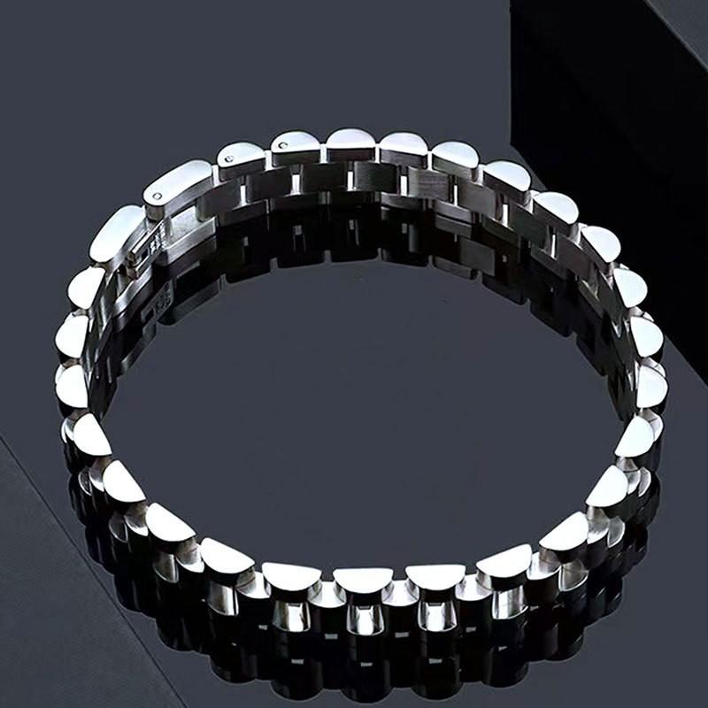 Stainless Steel Bracelet with Strap - High-end, Fashionable, Retro, Versatile Hand Jewelry for Both Men and Women