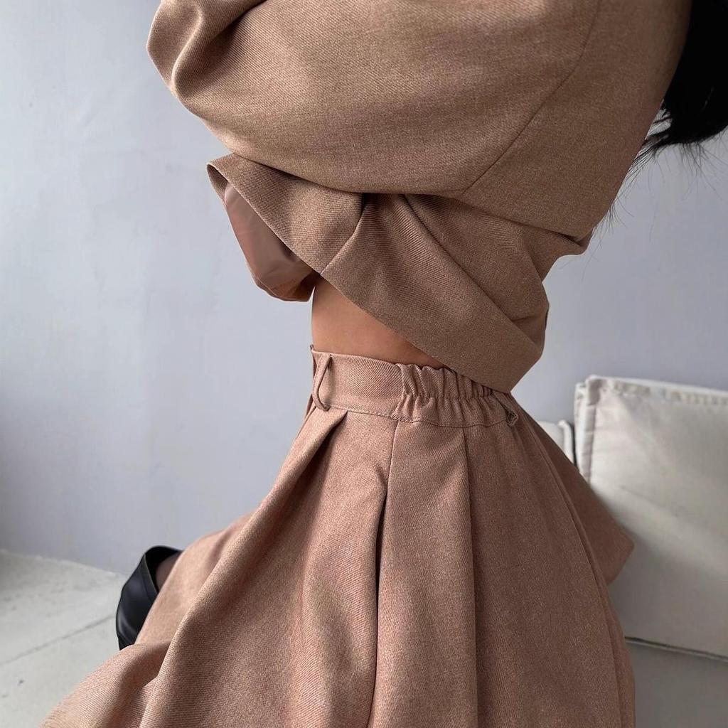 2025 Women's Autumn Cardigan Suit: European & American Style Short Jacket and Waist-Cinching Skirt