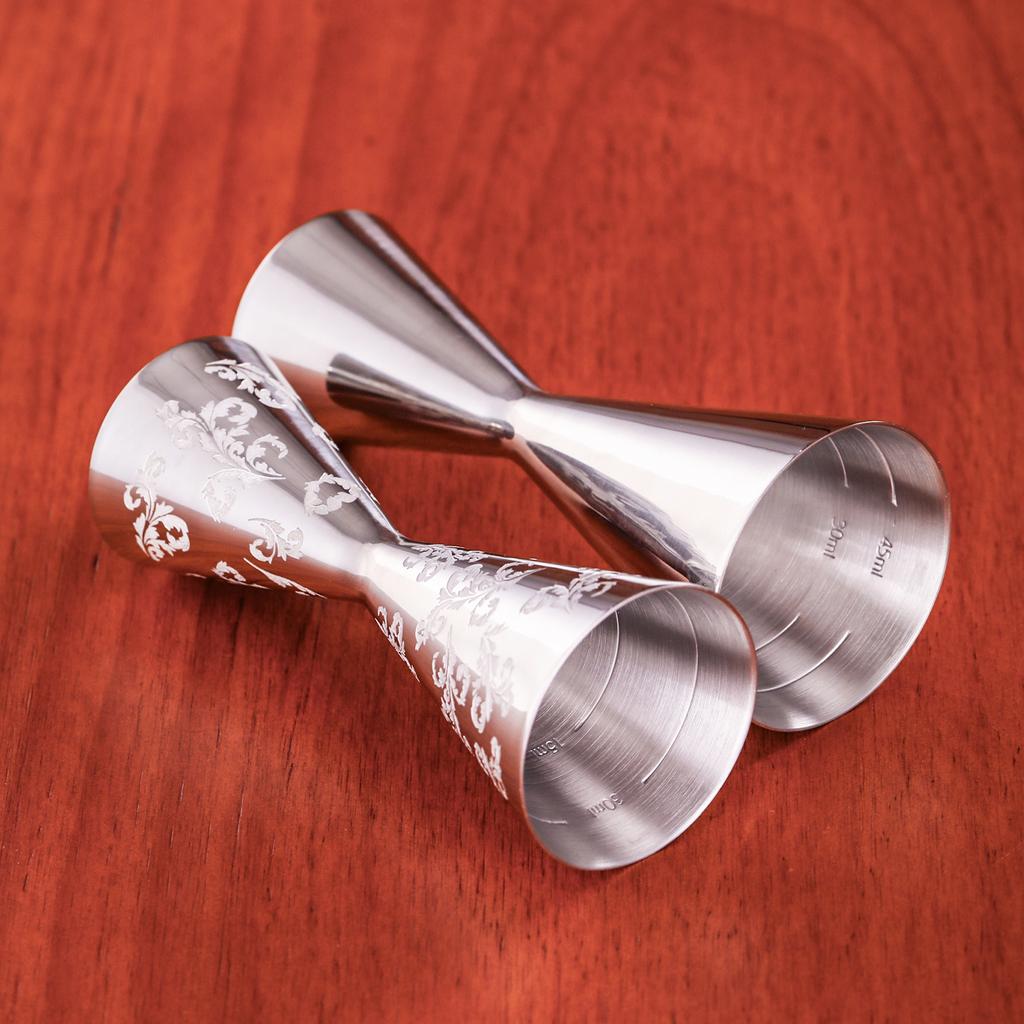 Japanese-Style Cocktail Jigger Creative Engraving Measuring Cup Stainless Steel Cocktail Jiggers Bartender Tools Bar Accessories