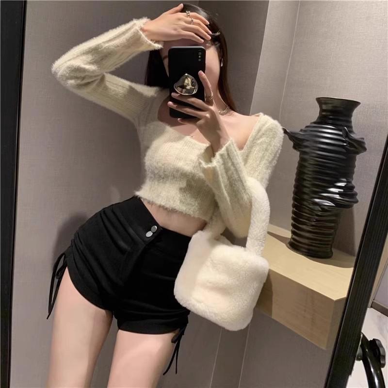 2024 Women's High-Waist Black Drawstring Shorts: Sexy, Versatile, and Trendy for Spring and Autumn