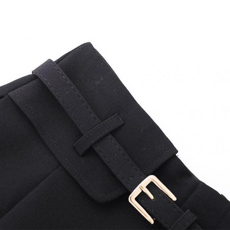 Šortky Dámské štíhlé ležérní kalhoty s vysokým pasem a širokými nohavicemi