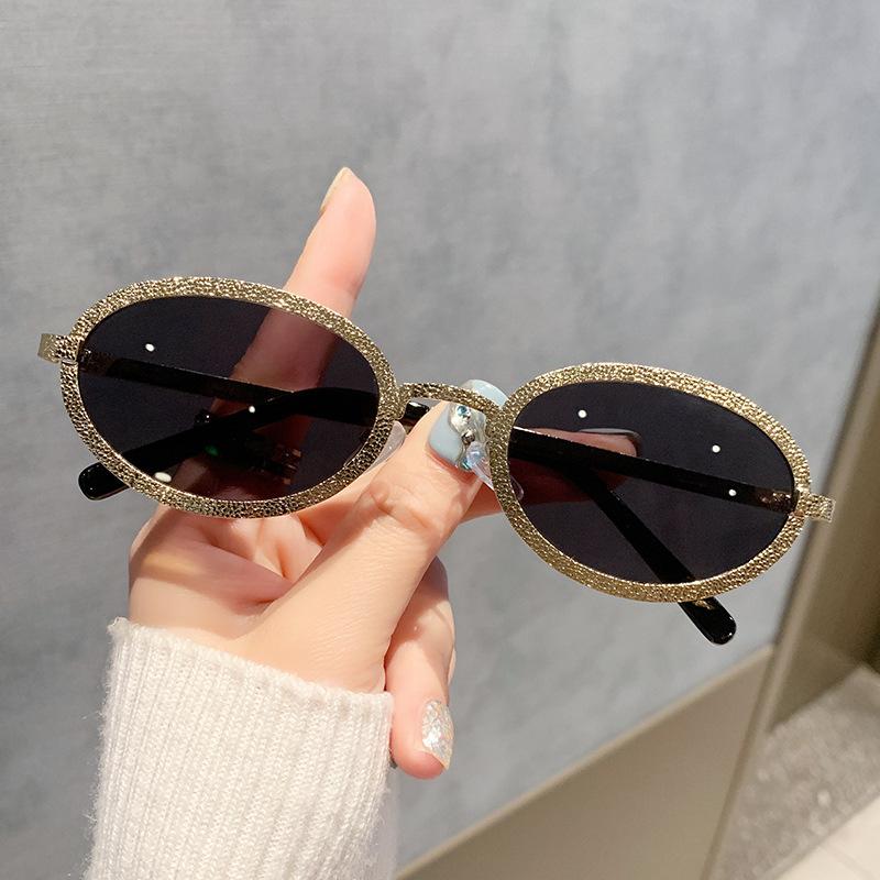 New Oval Shaped Small Fragrance Sunglasses Fashion Women Metal Eyeglasses With Embossed Retro Starry Sparkling artistic glasses