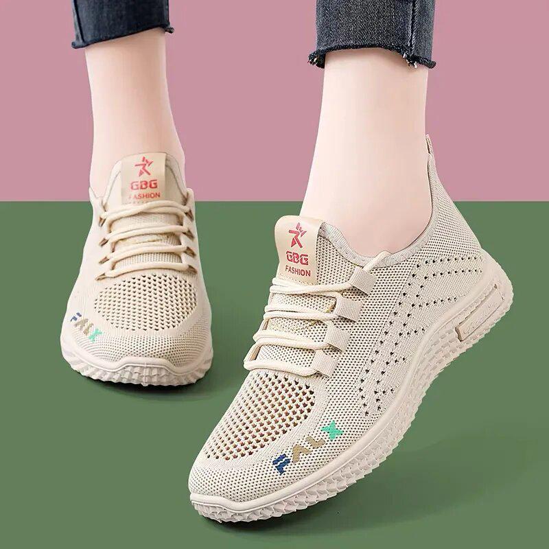 2025 Trendige Damen-Sneaker aus atmungsaktivem Mesh: Sommerlich lässiger koreanischer Stil, vielseitig und leicht mit weicher Sohle und Hohlmuster.