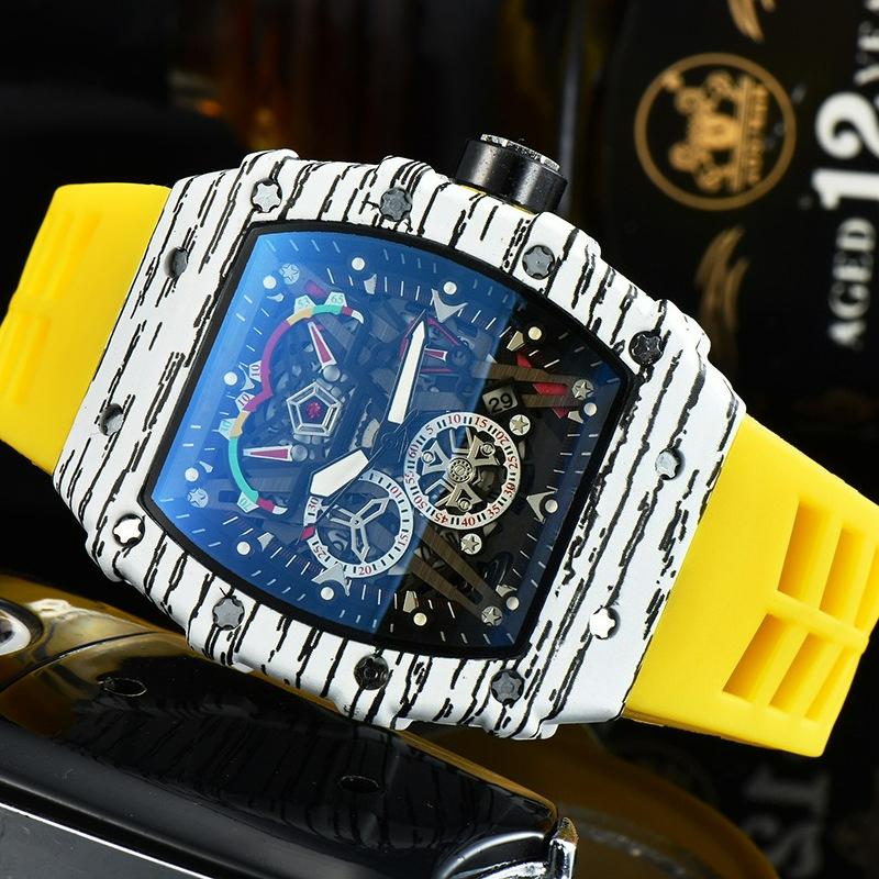 New, Barrel-Shaped Hollow Business Men's Quartz Calendar Watch