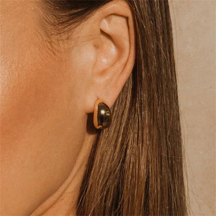 eManco Simple 18K Gold Plated Stainless Steel Earrings for European and American Ladies