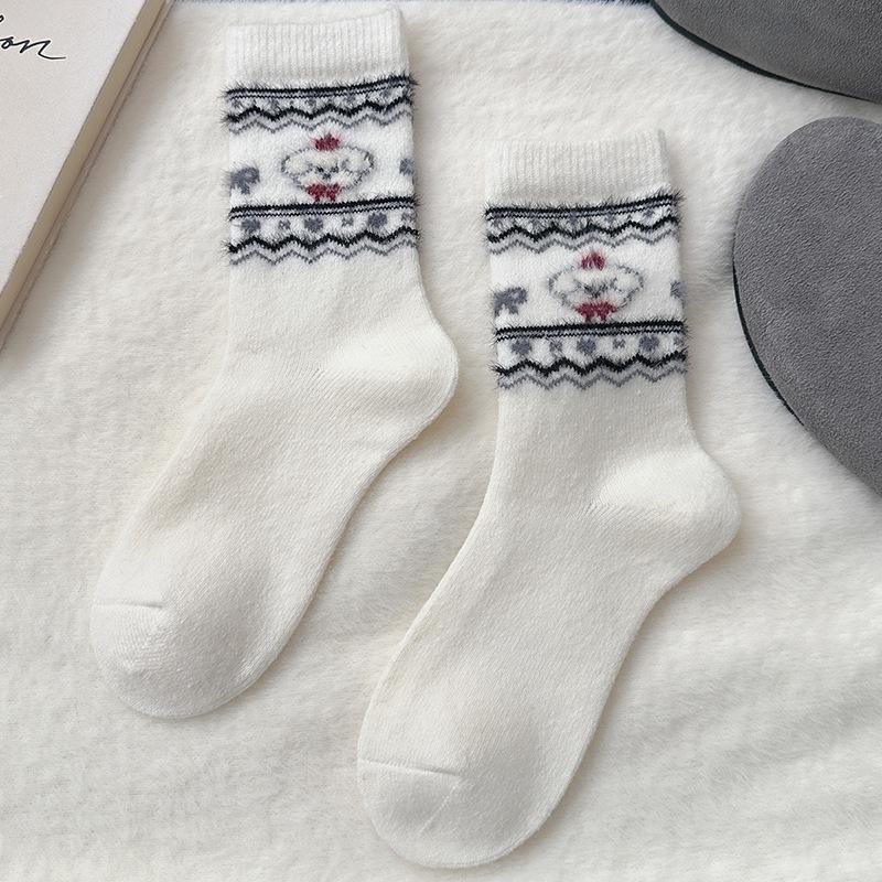 

Mid-calf Socks for Autumn and Winter, Thick and Warm Women s Socks, Cute Woolen Female Cartoon Dog and Versatile Socks 1 pair белый