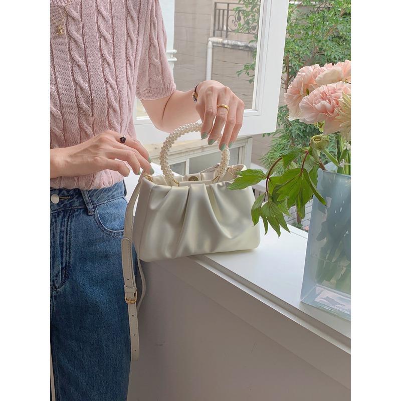 Niche New Women's Bag Temperament Pearl Wrist Pleated Cloud Handbag Shoulder Crossbody Mini Small Bag Tide