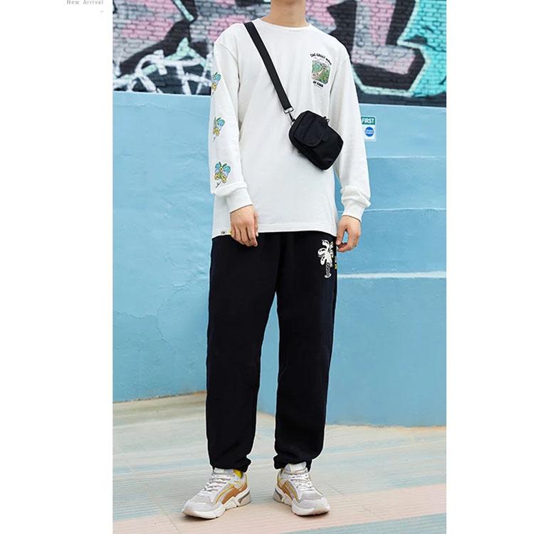 Li Ning X Steven Harrington Collaboration Cartoon Print Fleece Lined Warm Sports Pants Men Bottoms Black AKLRF25-1