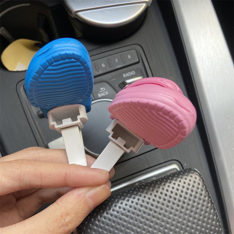 slipper Car Air Outlet Perfume Clip Air Freshener Conditioning Air Outlet Car Aromatherapy Interior Accessories New
