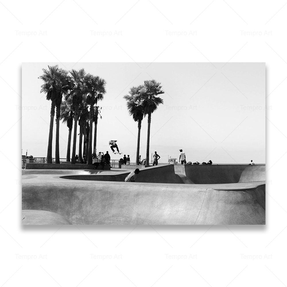 Skateboarding Extreme Sports Posters Prints Black White Photo Canvas Painting Wall Art Pictures Room Decor Skateboard Lover Gift